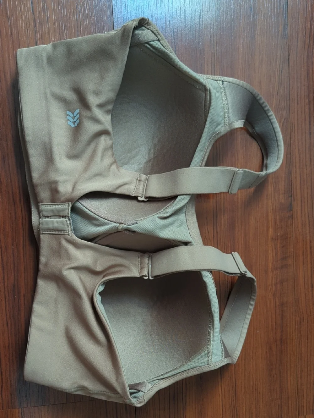 All In Motion Seamless Nude Bra with Wide Straps 38D - Picture 3 of 3